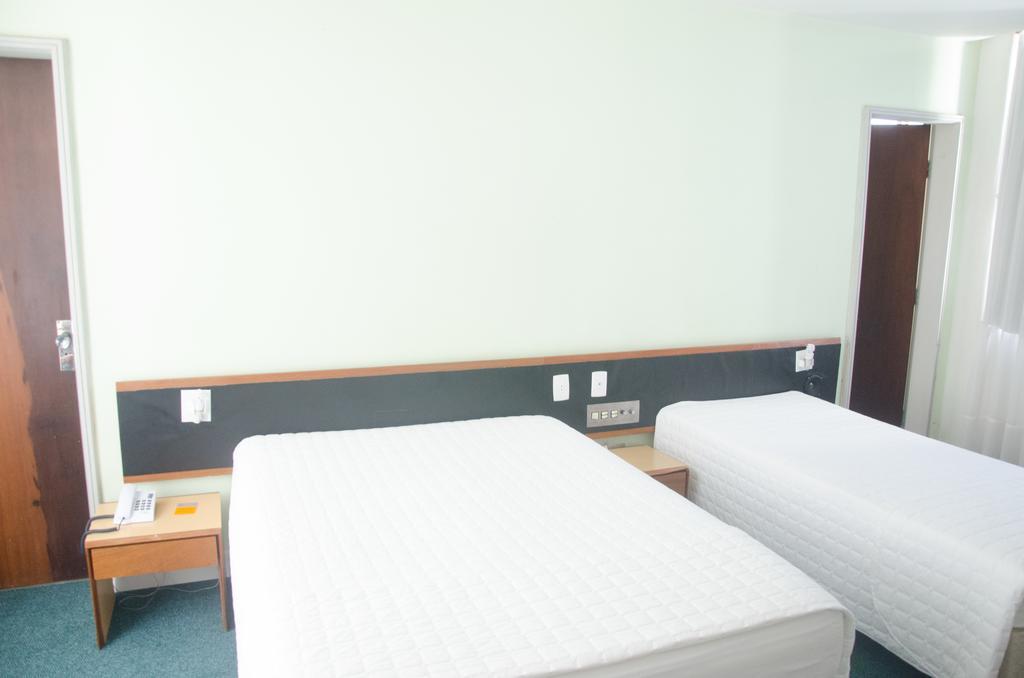 Rede Andrade San Martin Hotel Curitiba Kültér fotó